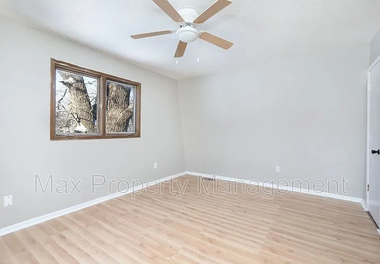 3919 SW 3rd St — Photo 19