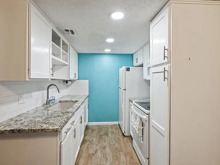 2801 S Juniper Ave #128 — Photo 1