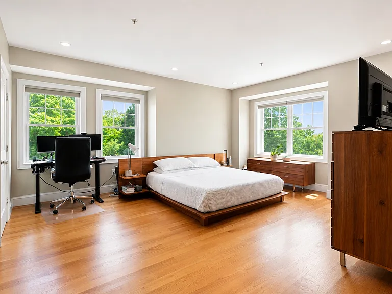 23 Bowdoin Ave #5 — Photo 8