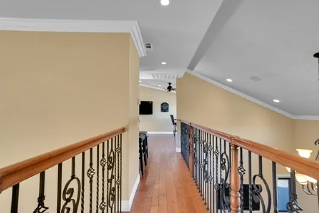 1044 S Burlwood Dr — Photo 14