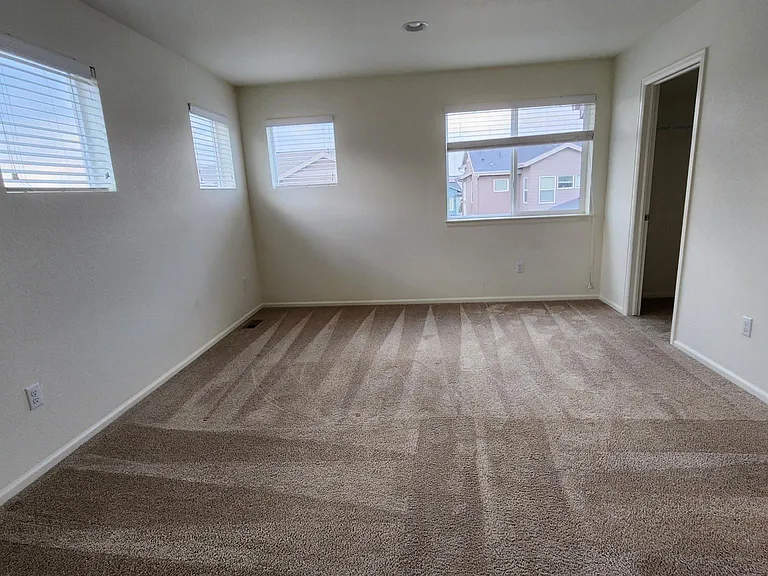 7288 W Adriatic Cir — Photo 3