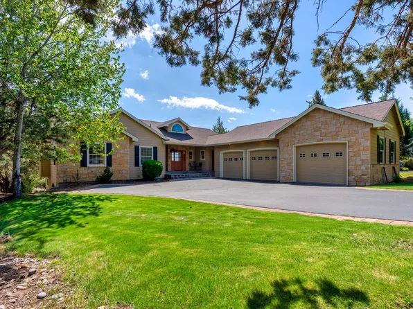 1580 Murrelet Dr, Redmond, OR 97756