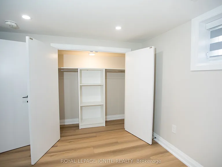 38 Parent Ave #BASEMENT — Photo 8