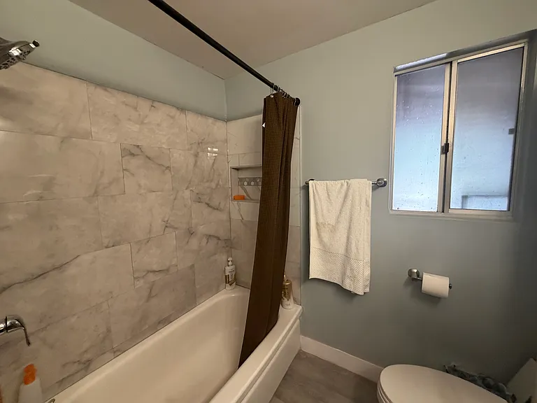 Full bathroom