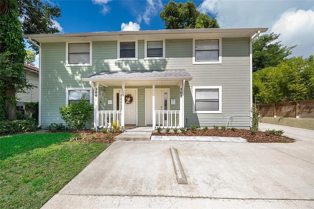2 bed, 2.5 bath, 1000 sqft, $2,200 — Photo 1