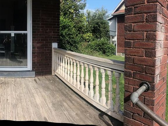 2nd image of 3451 Greenlawn Ave