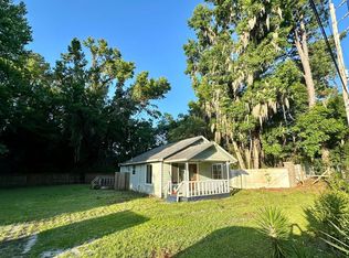 3126 Capper Rd, Jacksonville, FL 32218