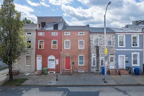 1123 W Lombard St Photo 1
