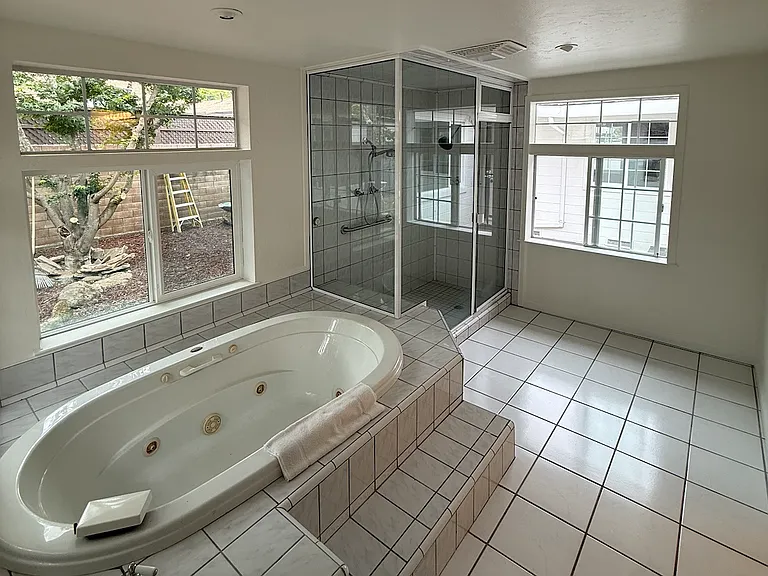 131 Foster Rd — Photo 12