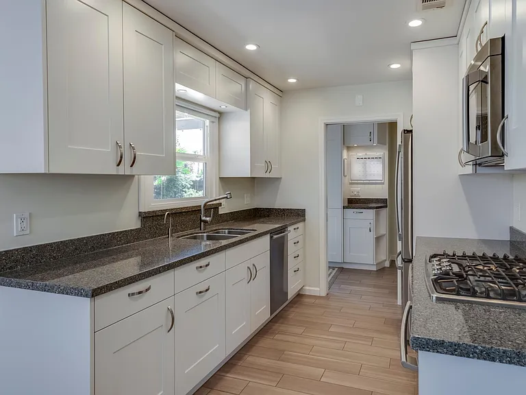 6681 Birchwood St — Photo 7