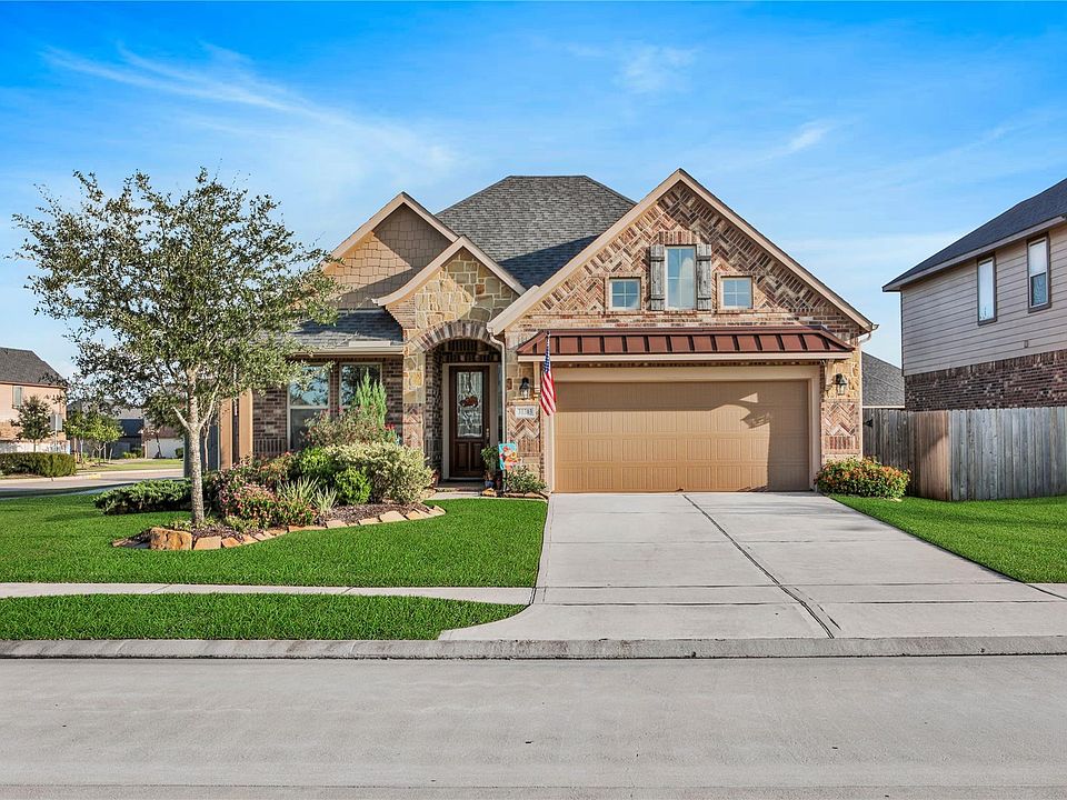 1st image of 31303 Gulf Cypress Ln