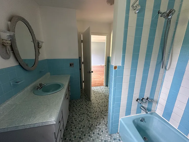 Dutch Barn Dr — Photo 12