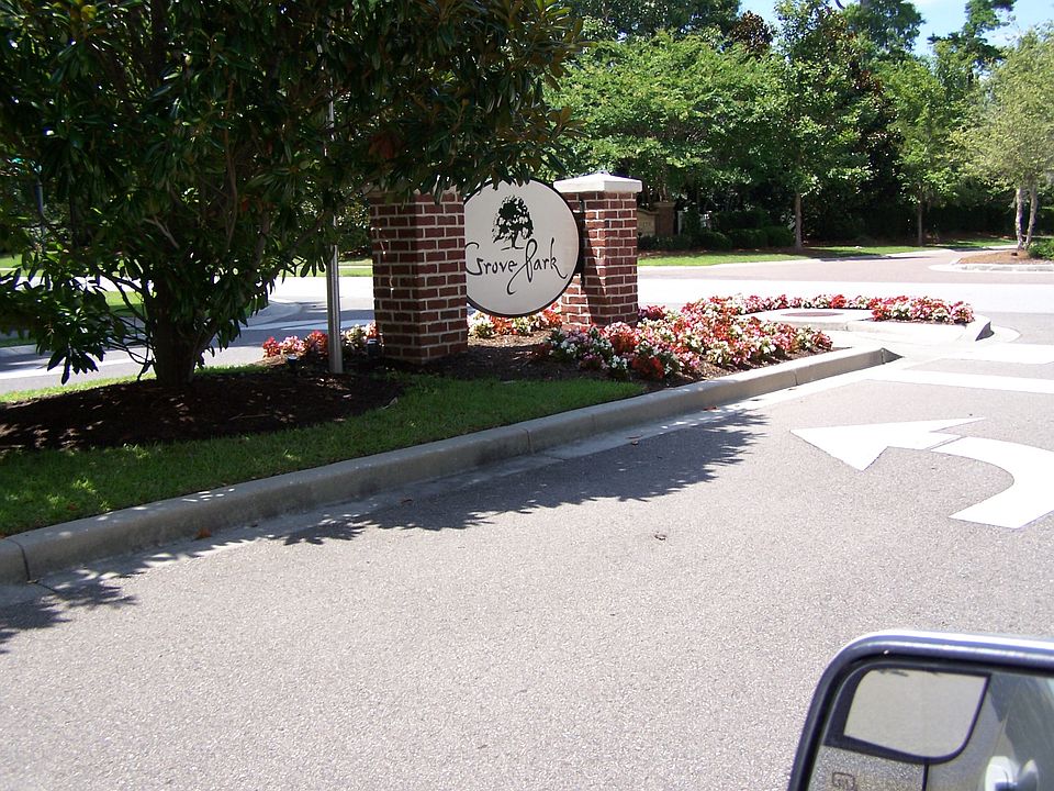 2nd image of 108 Pickering Ln