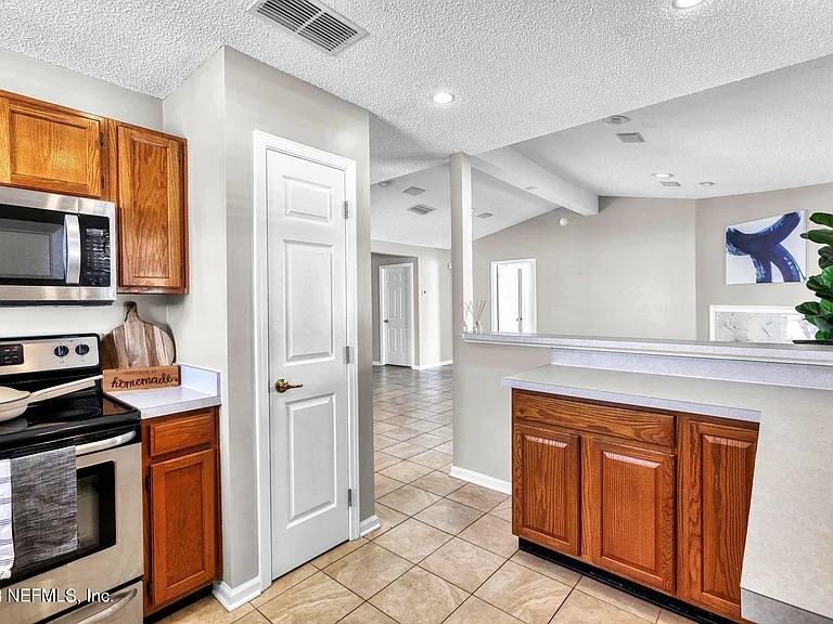12967 Canyon Creek Trl S — Photo 14