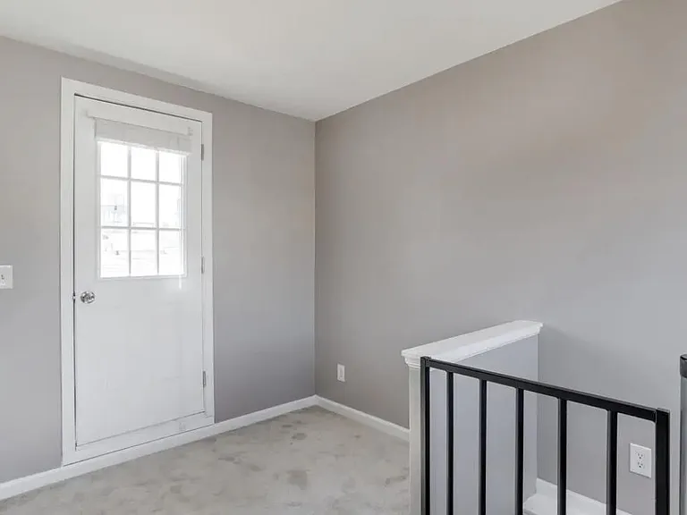 1612 Portugal St — Photo 10