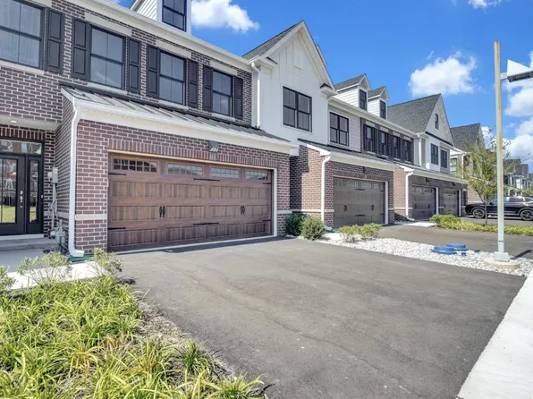 52 Riverwalk, Plainsboro, NJ 08536