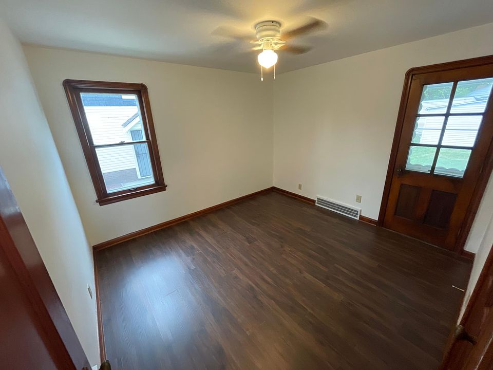 1st image of 9335 McCracken Blvd