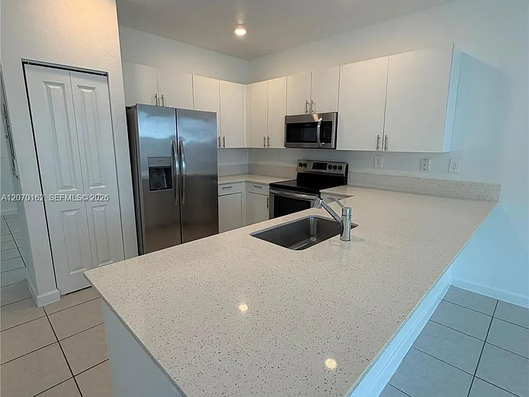 11863 SW 247th Ter #11863 — Photo 9