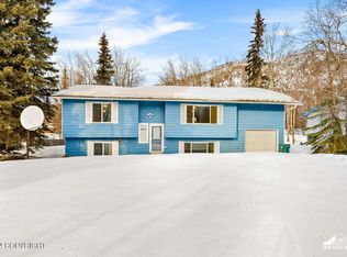 19837 Eagle River Rd, Eagle River, AK 99577
