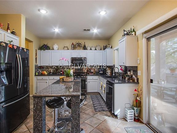 5th image of 8133 Hesperides Ave