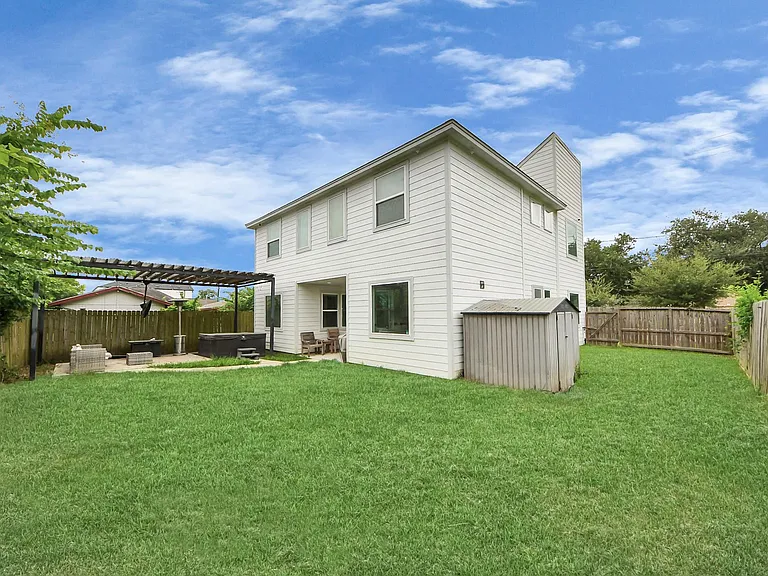 4228 Bellfort St — Photo 41