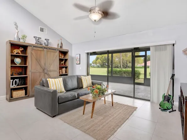 2055 Deer Creek Woodlands Way #2055, Deerfield Beach, FL 33442