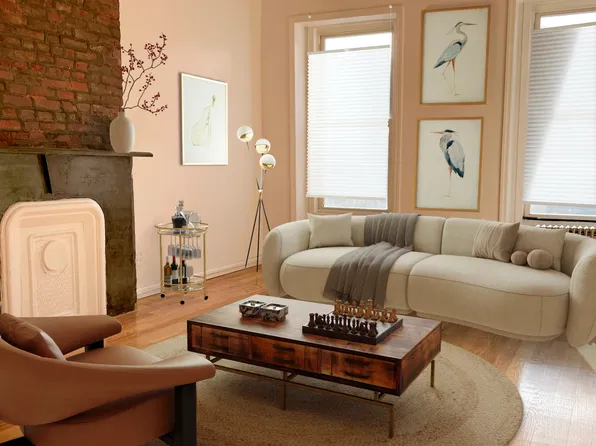 525 Gates Avenue image 1 of 4