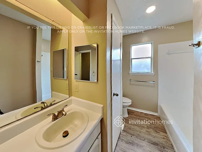 2818 Mayflower Landing Ct — Photo 11