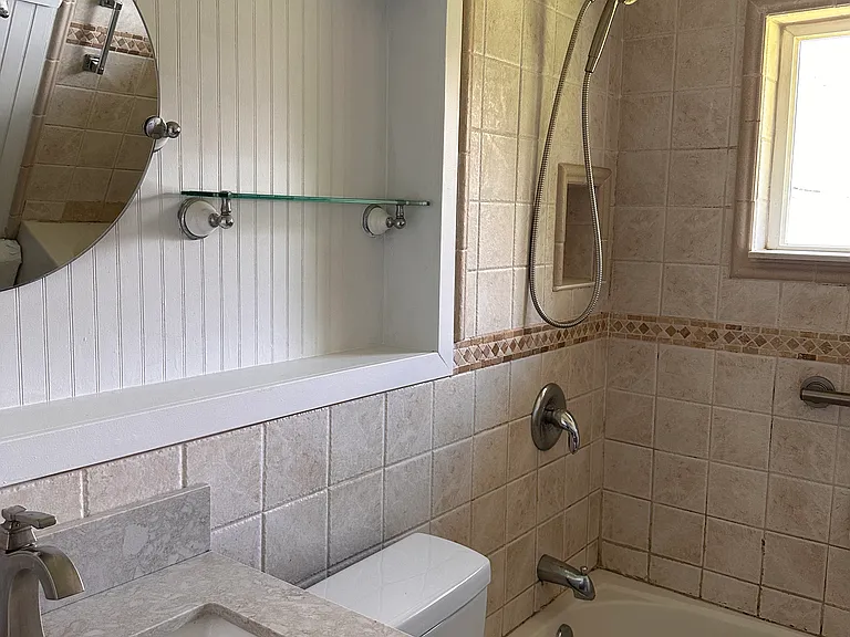 127 Hedge Rd — Photo 7