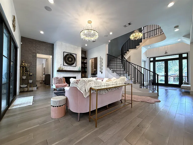 4043 Tartan Ln — Photo 12