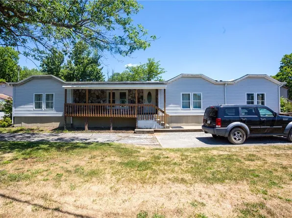 375 Old Allentown Rd, Wind Gap, PA 18091