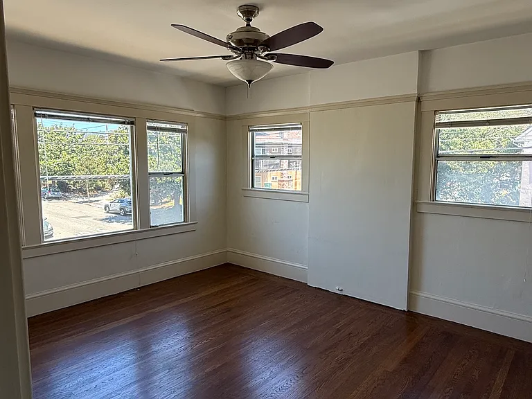 707 Aileen St #701 — Photo 11