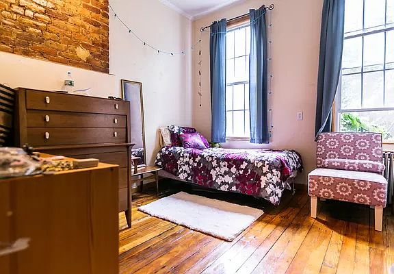 4th image of 81 Bleecker St #2B