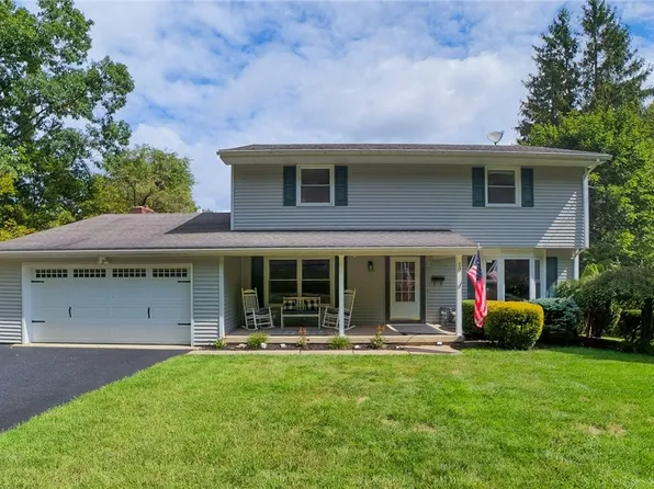 10 Highland Dr, Corning, NY 14830