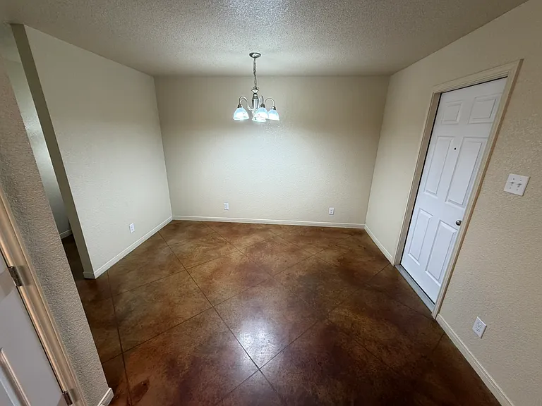 602 Kacie Dr #A — Photo 5