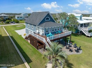 299 Waterway Dr, Sneads Ferry, NC 28460