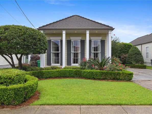 1105 Jefferson St, Gretna, LA 70053