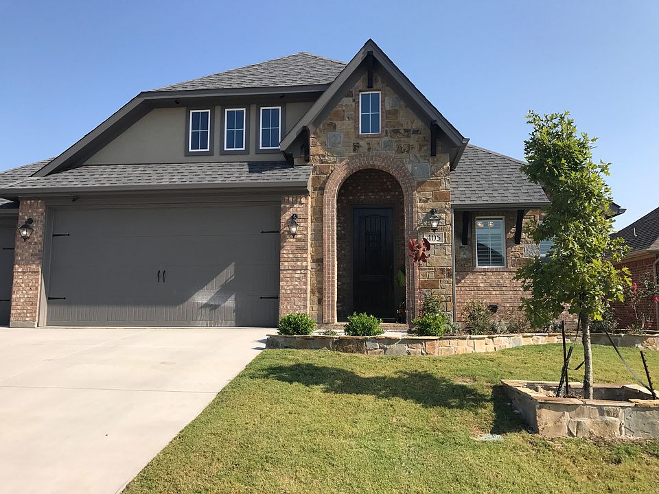 1st image of 405 Coral Vine Ln