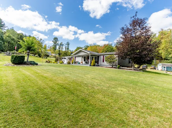 21 Boulder Ln, Mineral Springs, PA 16855