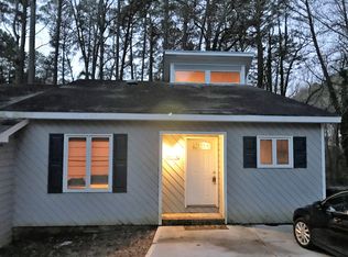 5652 Thea Ln, Raleigh, NC 27606