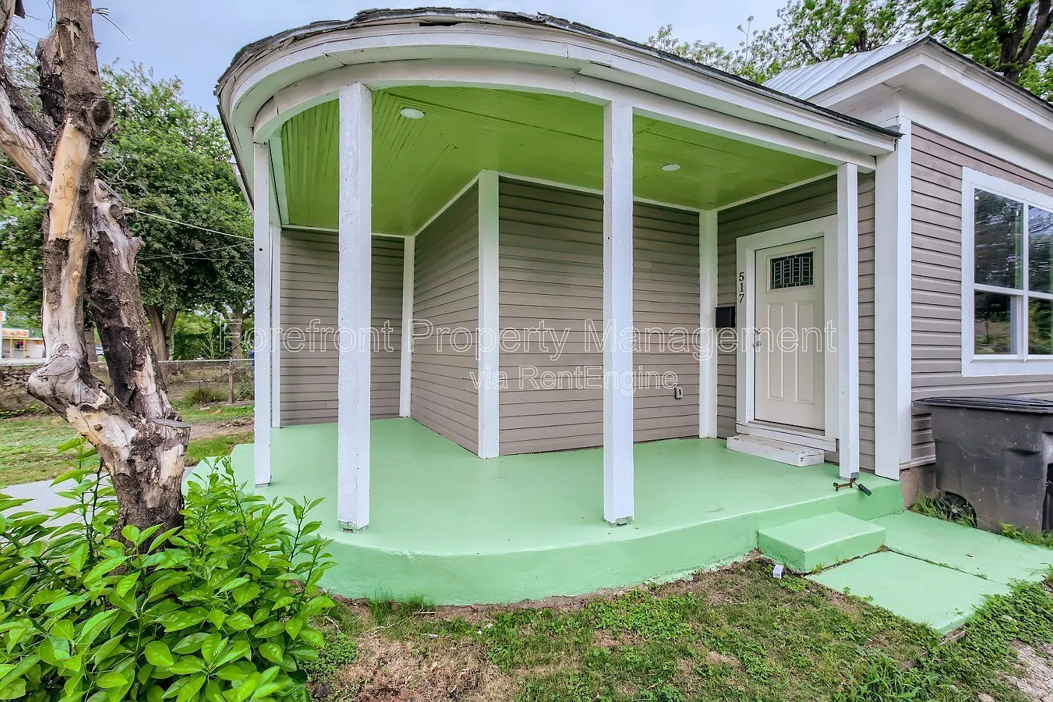 3 bed, 2.0 bath, 1520 sqft, $1,700 — Photo 2