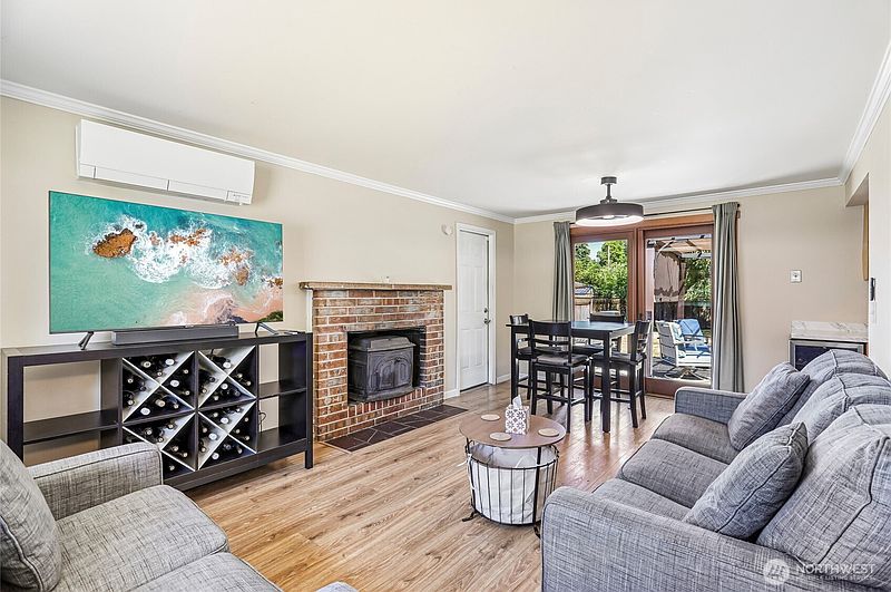 4th image of 4718 S Victor Street