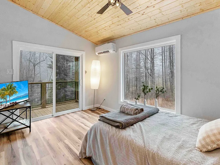 124 Glad Tidings Ln — Photo 18