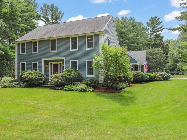 2 Ryans Ln, Duxbury, MA 02332