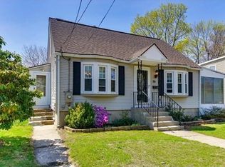 39 Blaine Ave, Worcester, MA 01603