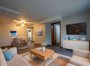 5604 S 36th St APT 1, Omaha, NE 68107