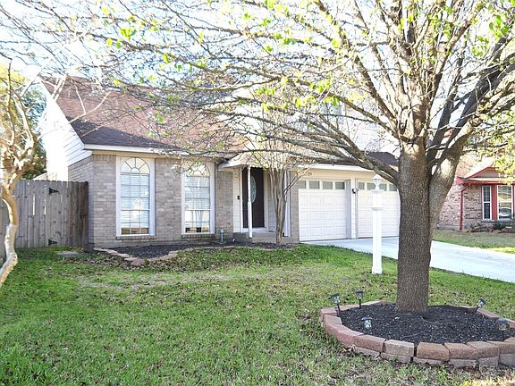3rd image of 12739 Skyknoll Ln