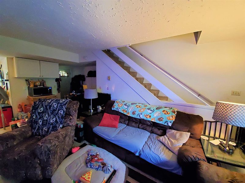 4th image of 24 TENENDAHO Lane