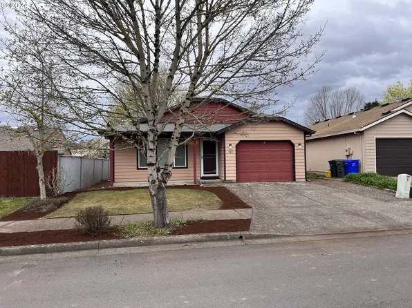 489 NW 24th St, Gresham, OR 97030