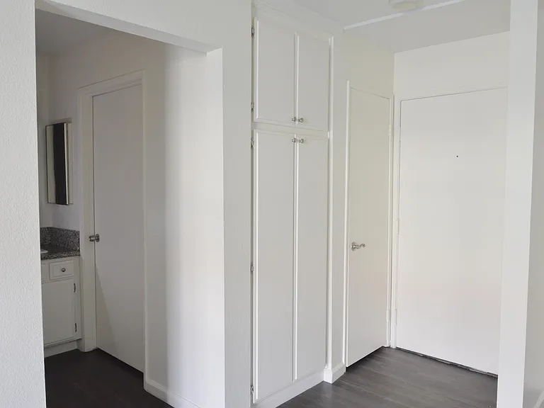 1600 W Carson St #104 — Photo 19